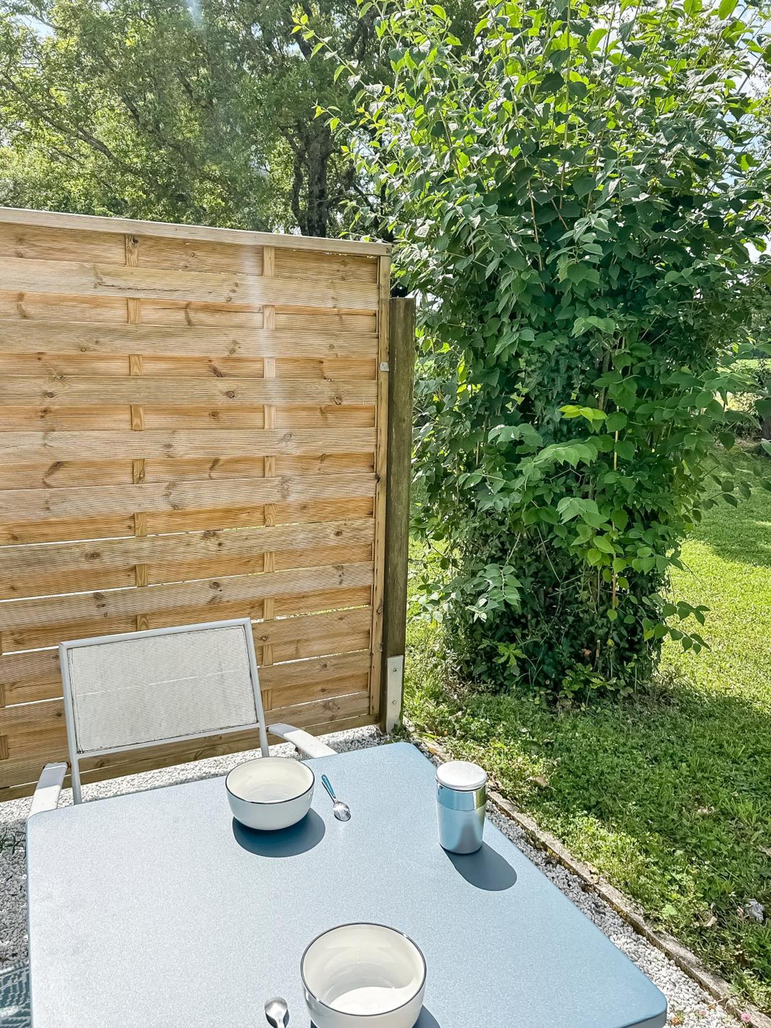 Calme Jardin & Parking Prox Royan Appart 2 Médis エクステリア 写真